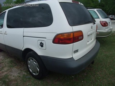 toyota sienna