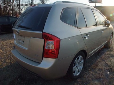 kia rondo