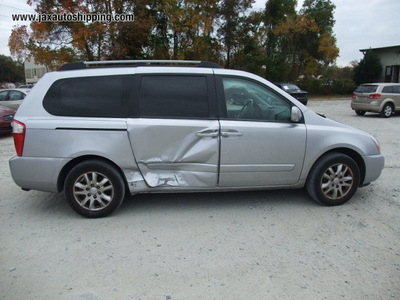 kia sedona