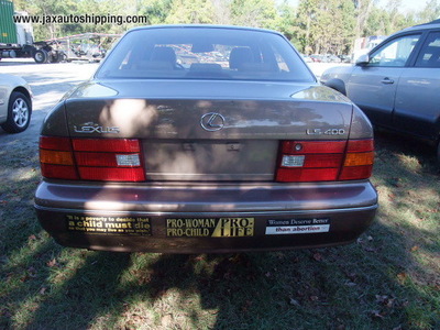 lexus ls400