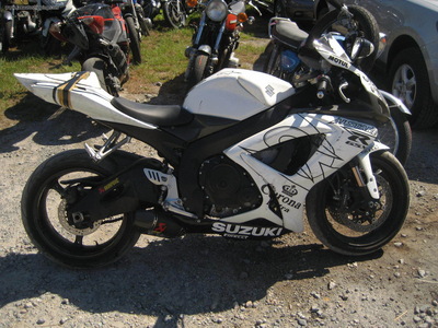 suzuki gsx r750k6