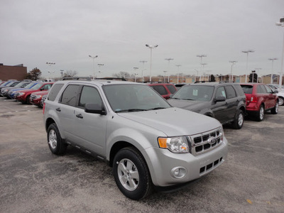 ford escape 2012 silver suv xlt gasoline 4 cylinders front wheel drive automatic with overdrive 60546