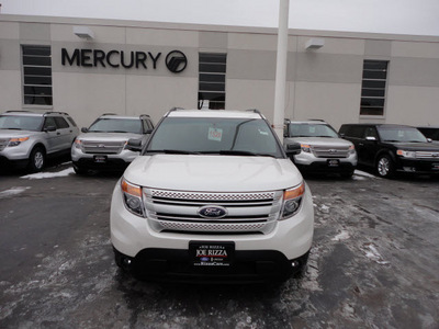 ford explorer 2012 white suv xlt gasoline 6 cylinders 2 wheel drive automatic with overdrive 60546
