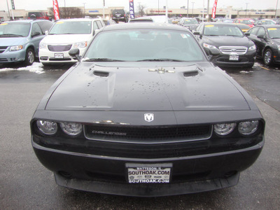 dodge challenger 2010 black coupe se gasoline 6 cylinders rear wheel drive automatic 60443