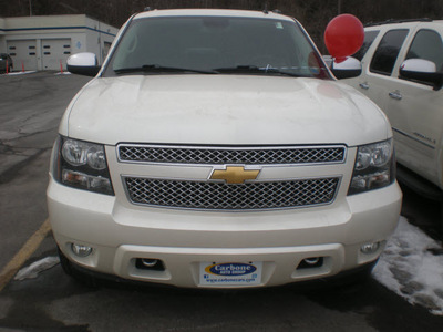 chevrolet avalanche 2008 white suv flex fuel 8 cylinders 4 wheel drive automatic 13502