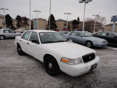 ford crown victoria 2007 white sedan police interceptor gasoline 8 cylinders rear wheel drive automatic with overdrive 60546