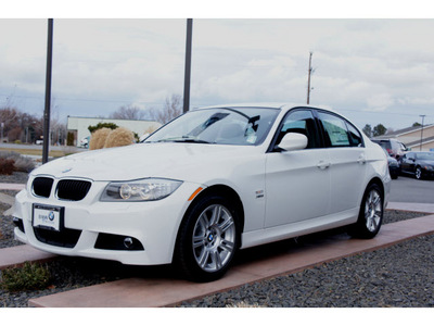 bmw 3 series 2011 white sedan 328xi gasoline 6 cylinders all whee drive automatic 99352