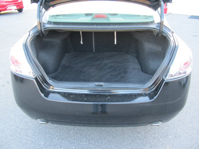 nissan altima 2008 black sedan s gasoline 4 cylinders front wheel drive automatic 28805