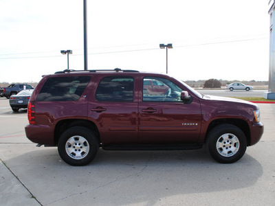 chevrolet tahoe 2008 red suv lt flex fuel 8 cylinders 2 wheel drive automatic 76087