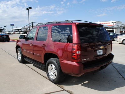 chevrolet tahoe 2008 red suv lt flex fuel 8 cylinders 2 wheel drive automatic 76087