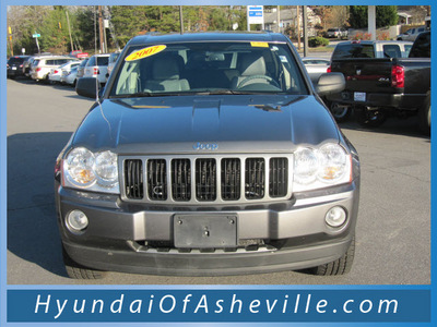 jeep grand cherokee 2007 gray suv laredo 4x4 gasoline 6 cylinders 4 wheel drive automatic 28805