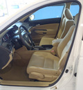 honda accord 2012 white sedan lx gasoline 4 cylinders front wheel drive automatic 28557