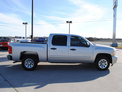 chevrolet silverado 1500 2010 silver ls flex fuel 8 cylinders 2 wheel drive automatic 76087