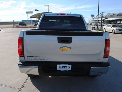 chevrolet silverado 1500 2010 silver ls flex fuel 8 cylinders 2 wheel drive automatic 76087