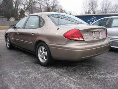 ford taurus 2005 beige sedan se flex fuel 6 cylinders front wheel drive automatic with overdrive 45840