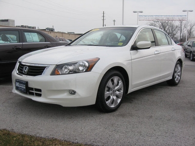 honda accord 2010 white sedan ex l v6 gasoline 6 cylinders front wheel drive automatic 45840