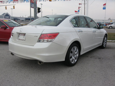 honda accord 2010 white sedan ex l v6 gasoline 6 cylinders front wheel drive automatic 45840