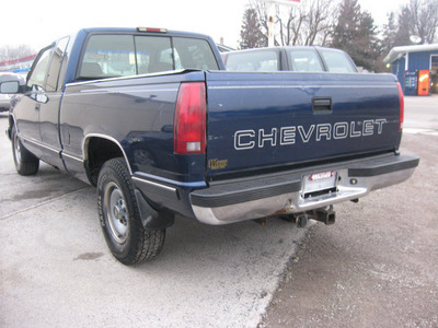 chevrolet c k 2500 series 1995 blue pickup truck c2500 cheyenne gasoline v8 rear wheel drive automatic with overdrive 45840