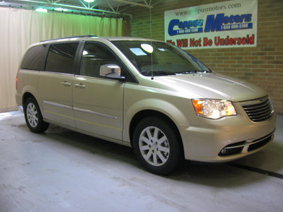 chrysler town and country 2012 gold van touring l flex fuel 6 cylinders front wheel drive automatic 44883
