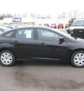 ford focus 2012 black sedan se gasoline 4 cylinders front wheel drive 6 speed automatic 62863