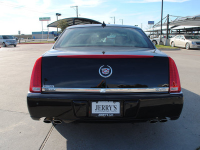 cadillac dts 2011 black sedan gasoline 8 cylinders front wheel drive automatic 76087