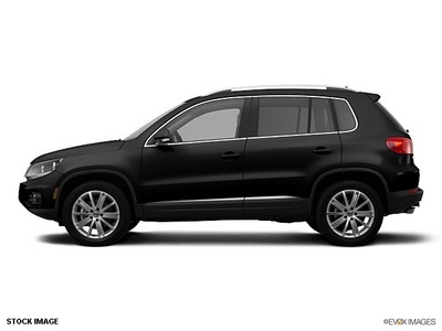 volkswagen tiguan 2012 black suv se 4motion gasoline 4 cylinders all whee drive tiptronic 56001