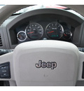 jeep grand cherokee 2006 khaki suv limited gasoline 8 cylinders 4 wheel drive 5 speed automatic 98901