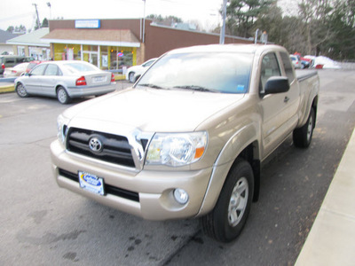 toyota tacoma 2006 tan gasoline 6 cylinders 4 wheel drive automatic 13502