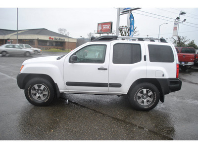 nissan xterra 2011 white suv pro 4x gasoline 6 cylinders 4 wheel drive automatic with overdrive 98371