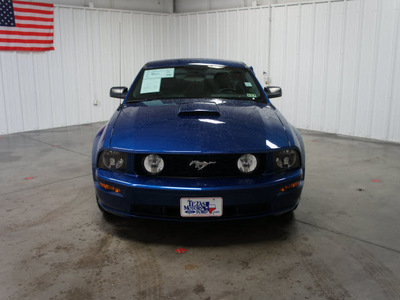 ford mustang 2008 lt  blue coupe gt gasoline 8 cylinders rear wheel drive 5 speed manual 76108