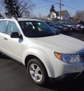 subaru forester 2011 white 2 5x gasoline 4 cylinders all whee drive automatic 45324