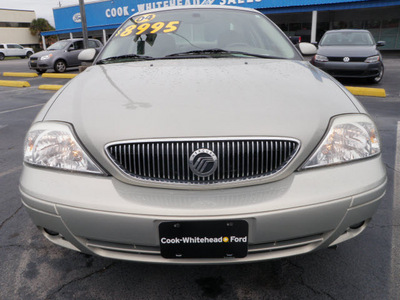 mercury sable 2004 lt  green sedan gasoline 6 cylinders front wheel drive automatic 32401