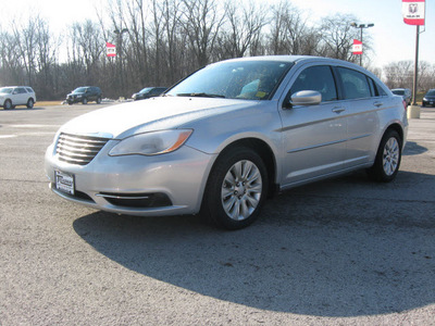 chrysler 200 2011 silver sedan lx gasoline 4 cylinders front wheel drive automatic 45840
