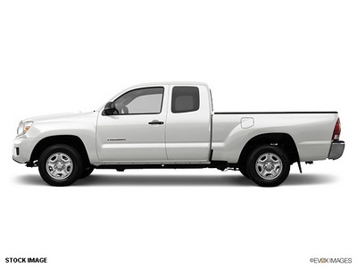 toyota tacoma 2012 white gasoline 4 cylinders 2 wheel drive not specified 34788