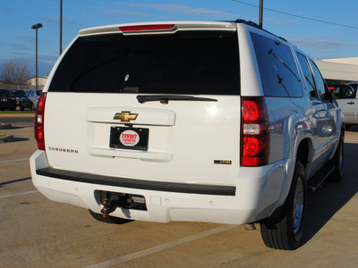 chevrolet suburban 2009 white suv lt 1500 z71 4x4 flex fuel 8 cylinders 4 wheel drive automatic 75228