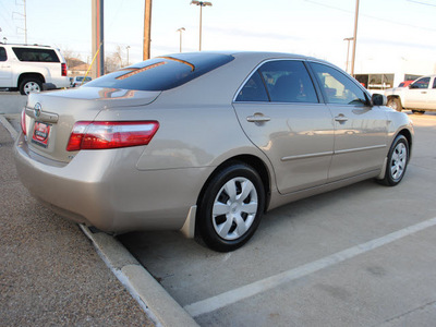 toyota camry 2009 tan sedan le gasoline 4 cylinders front wheel drive automatic 75228