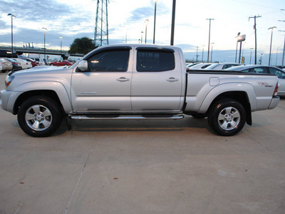 toyota tacoma 2010 silver v6 4x4 gasoline 6 cylinders 4 wheel drive automatic 75228