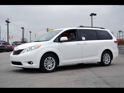 toyota sienna 2012 van xle v6 8 passenger gasoline 6 cylinders front wheel drive 6 speed automatic 46219