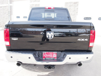 ram ram pickup 1500 2012 black clear coat laramie gasoline 8 cylinders 4 wheel drive automatic 80301