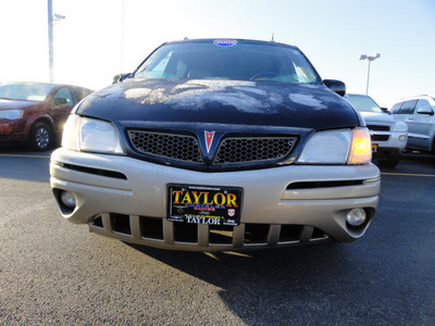 pontiac montana 2005 dk  blue van montanavision gasoline 6 cylinders front wheel drive automatic 60915