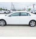 chevrolet malibu 2012 white sedan gasoline 4 cylinders front wheel drive 6 spd auto lpo, cargo net 77090