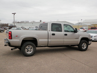 chevrolet silverado 2500hd 2006 pewter lt diesel 8 cylinders 4 wheel drive automatic 55318