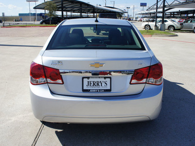 chevrolet cruze 2011 silver sedan lt gasoline 4 cylinders front wheel drive automatic 76087