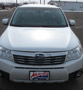 subaru forester 2009 white suv 2 5 x gasoline 4 cylinders all whee drive autostick 55811