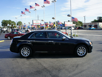 chrysler 300 2011 black sedan limited gasoline 6 cylinders rear wheel drive automatic 33021