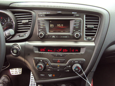 kia optima 2012 white sedan sx gasoline 4 cylinders front wheel drive automatic 32901