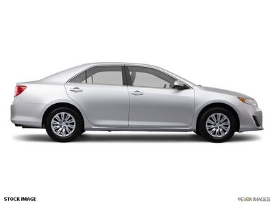 toyota camry 2012 sedan le gasoline 4 cylinders front wheel drive not specified 55448