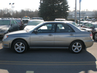 subaru impreza 2007 gray sedan 2 5i gasoline 4 cylinders all whee drive automatic 13502