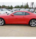 chevrolet camaro 2011 red coupe lt gasoline 6 cylinders rear wheel drive 6 spd auto whls,20  x 8in 77090