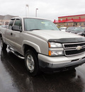 chevrolet silverado 1500 2006 silver z 71 gasoline 8 cylinders 4 wheel drive automatic 45036